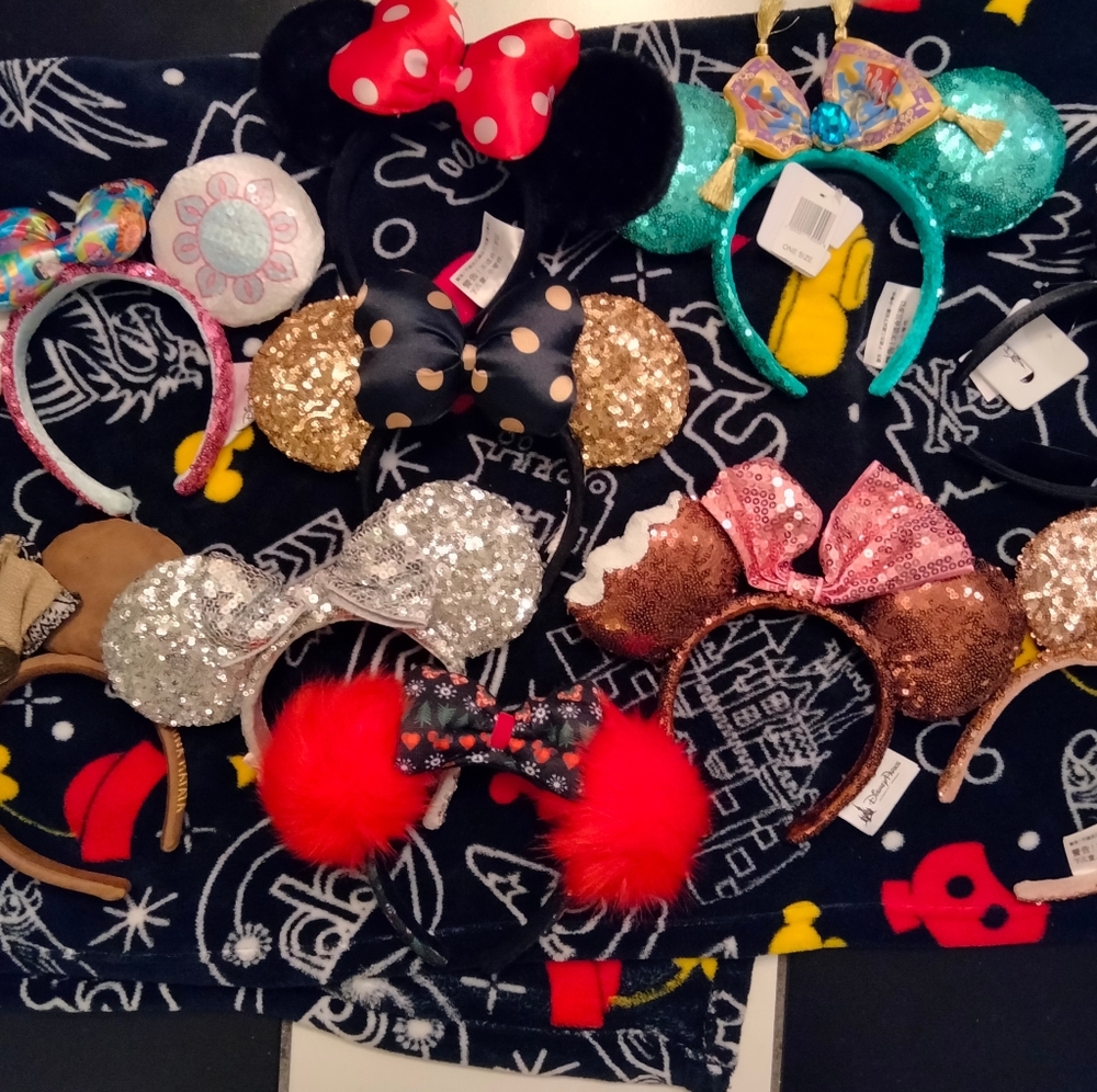 Mickey ears 7 pairs!